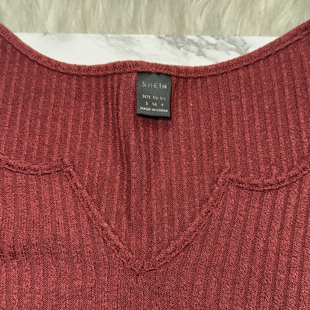 SHEIN Ribbed Red Top size small - Picture 4 of 5